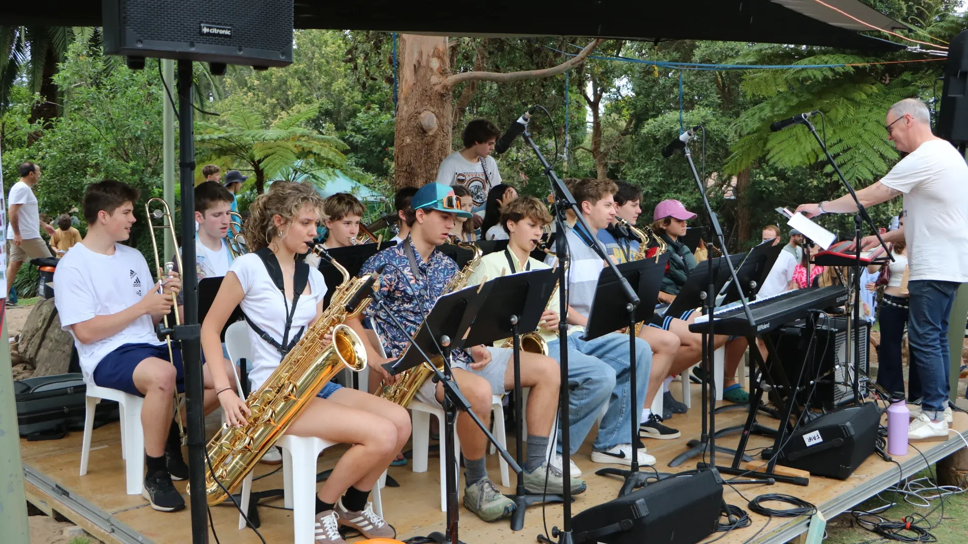 Glenaeon students outdoor learning